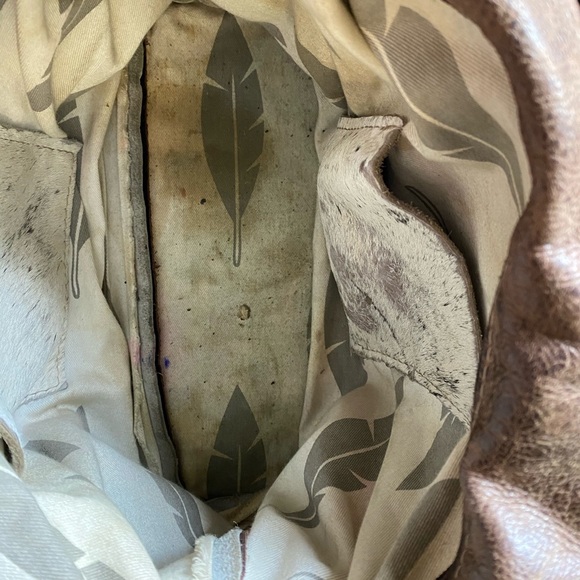 Holy Cow Co designer with dual conceal carry - Picture 3 of 4